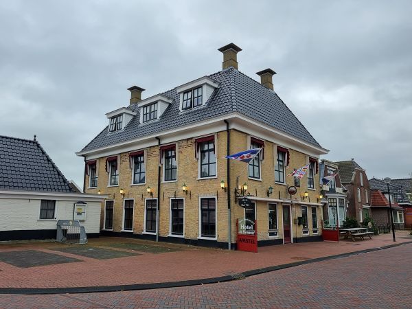 Horeca in Sexbierum - vroeger en nu